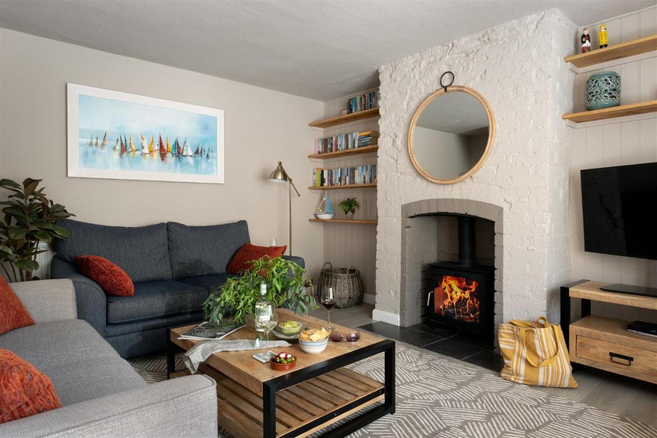 Gulls Rest - Charming Cottage In The Heart Of Historic 다트머스 외부 사진