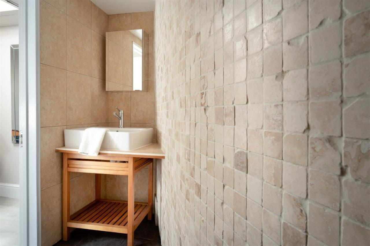 Gulls Rest - Charming Cottage In The Heart Of Historic 다트머스 외부 사진